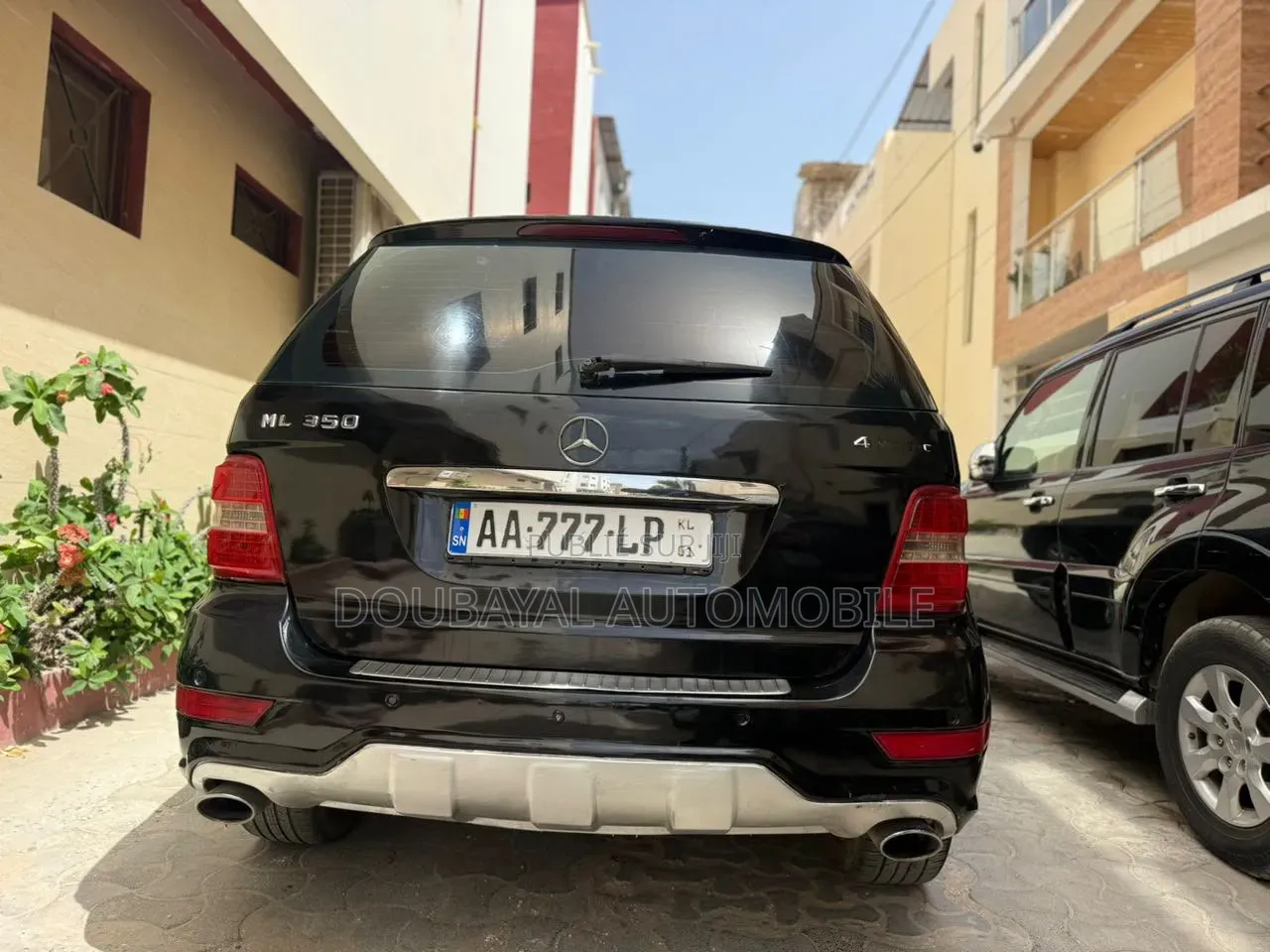 Mercedes-Benz E350 2010 Noir Mat