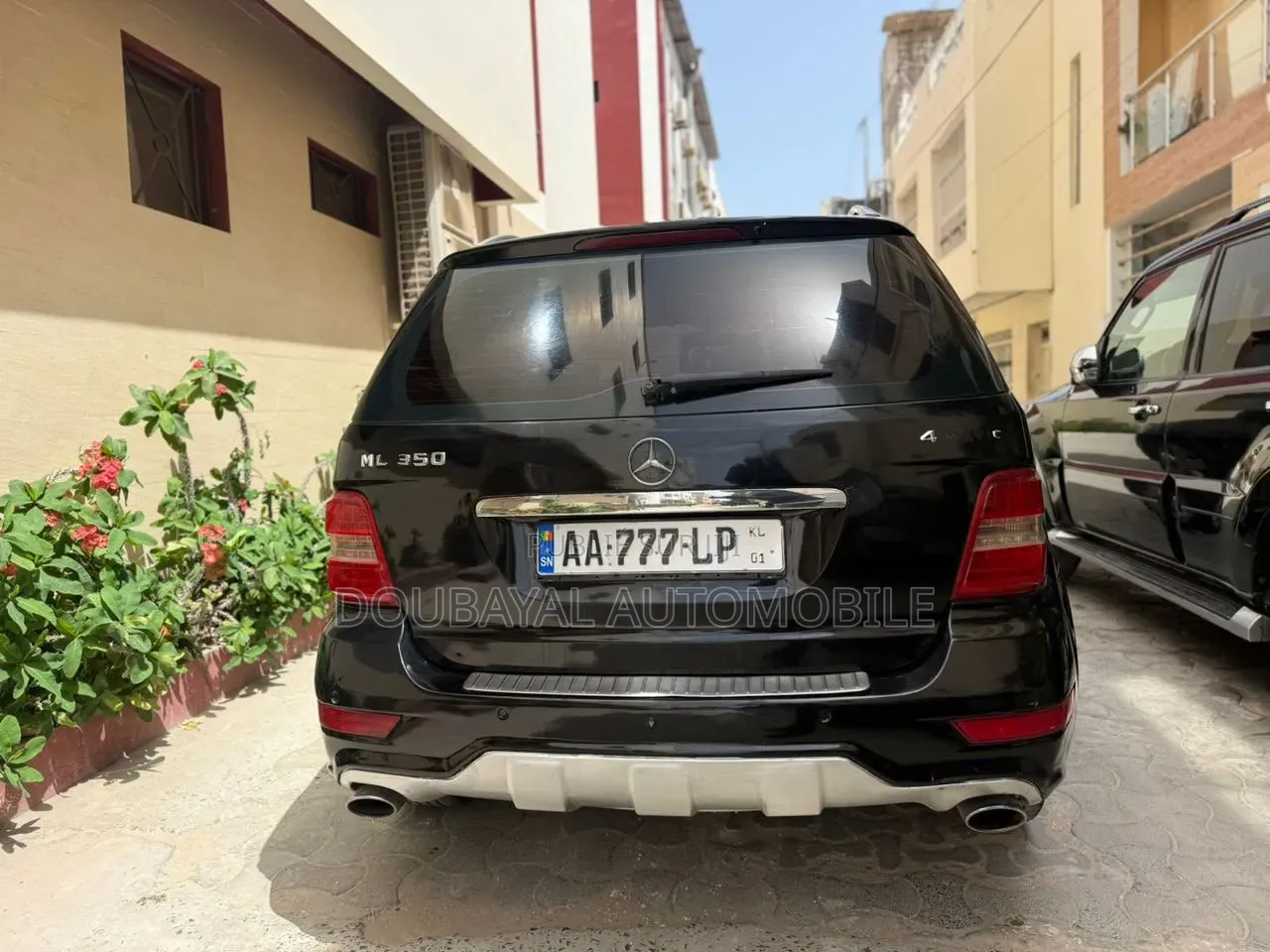 Mercedes-Benz E350 2010 Noir Mat