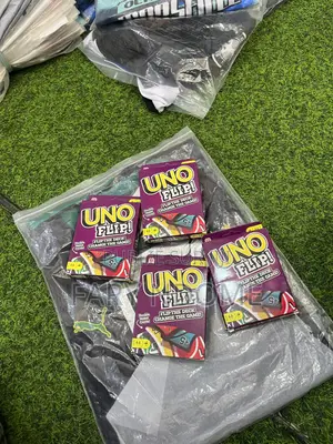 Carte Uno Flip