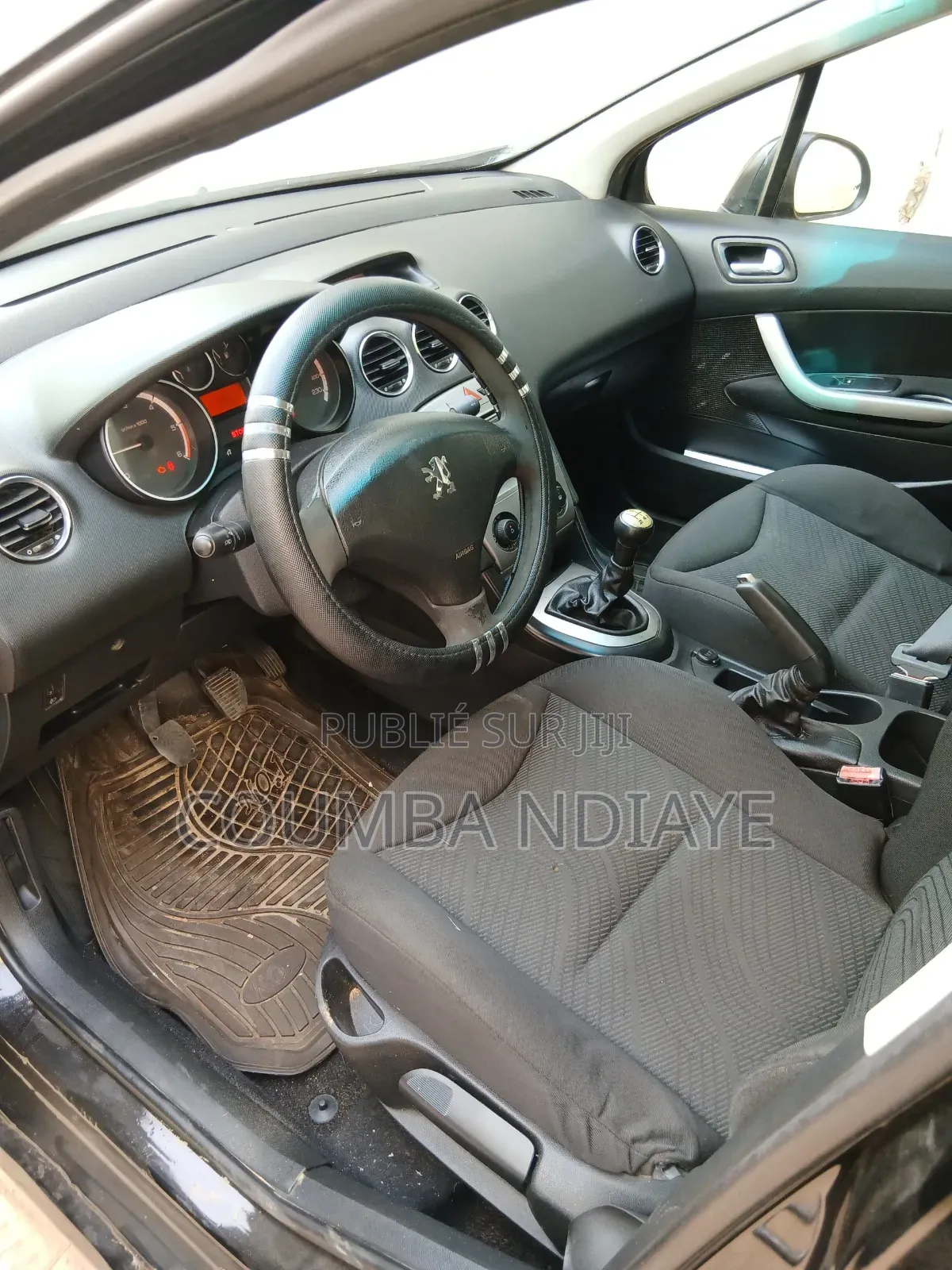 Peugeot 308 2011 Noir Mat