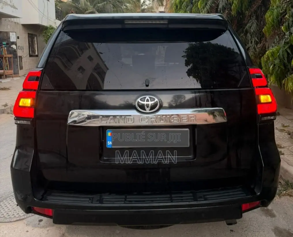 Toyota Land Cruiser Prado 2018 Noir