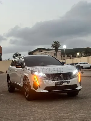 Peugeot 5008 2022 Blanc