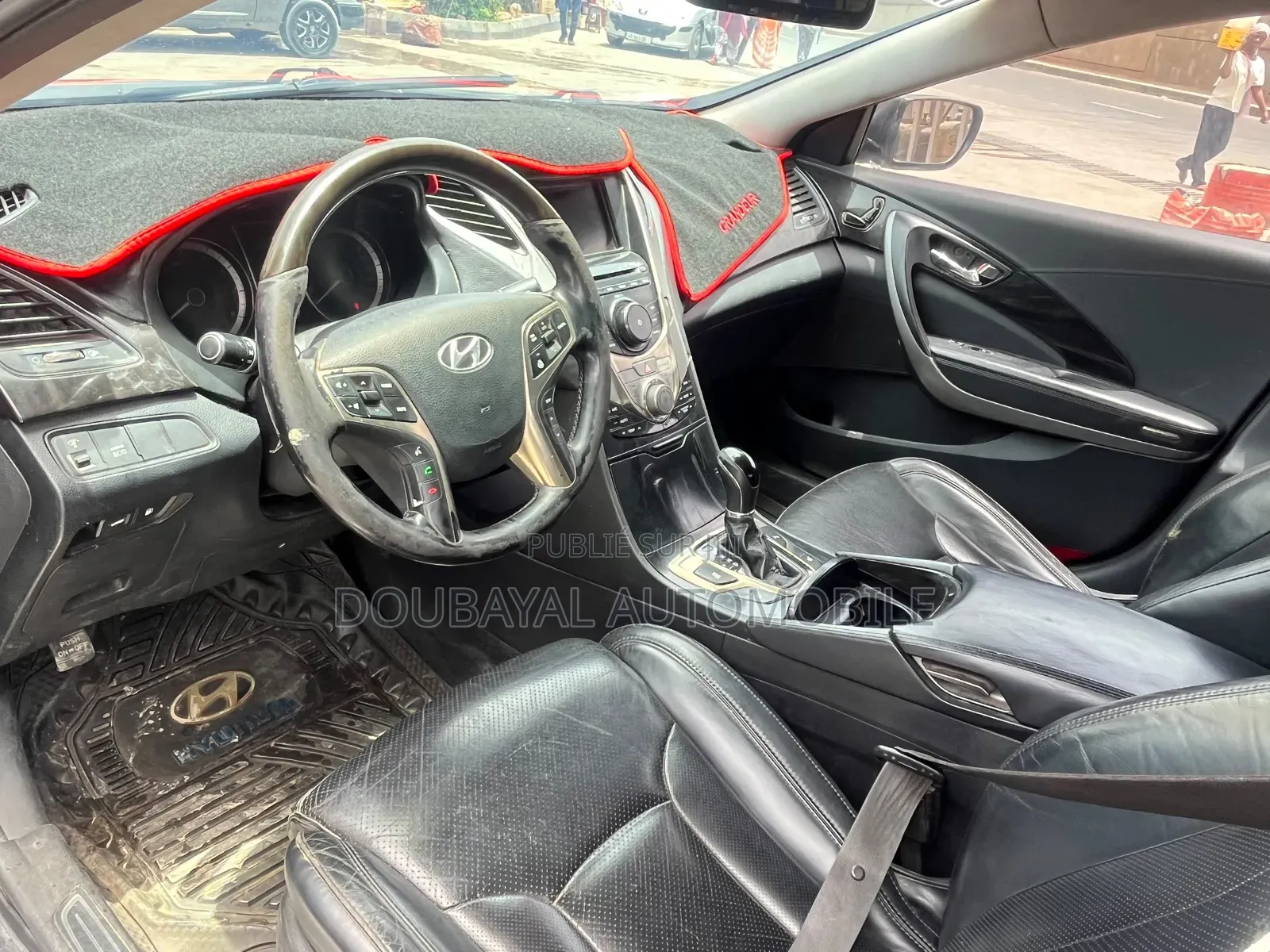 Hyundai Grandeur 2.2 CRDi 2012 Noir Mat