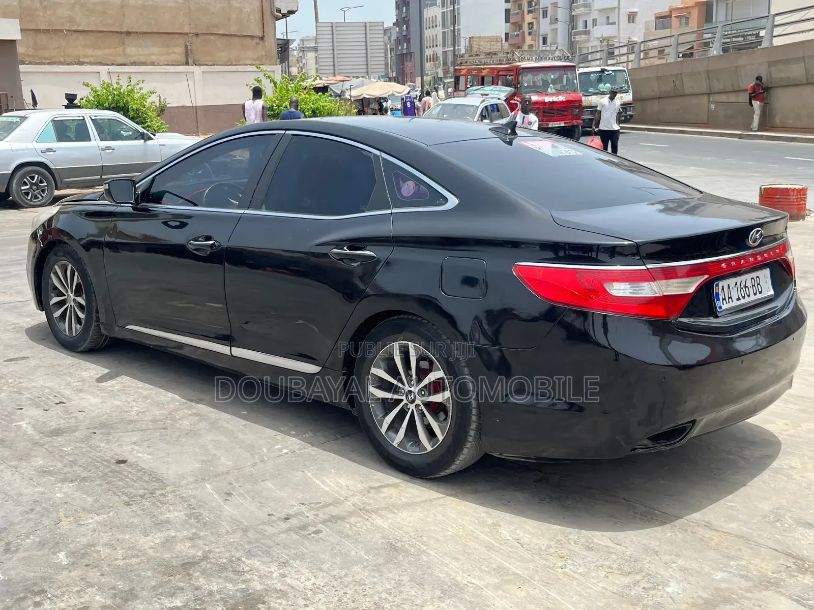 Hyundai Grandeur 2.2 CRDi 2012 Noir Mat