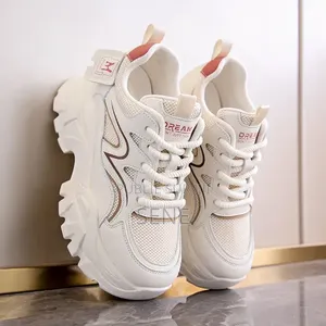 Chaussures Basket Femme