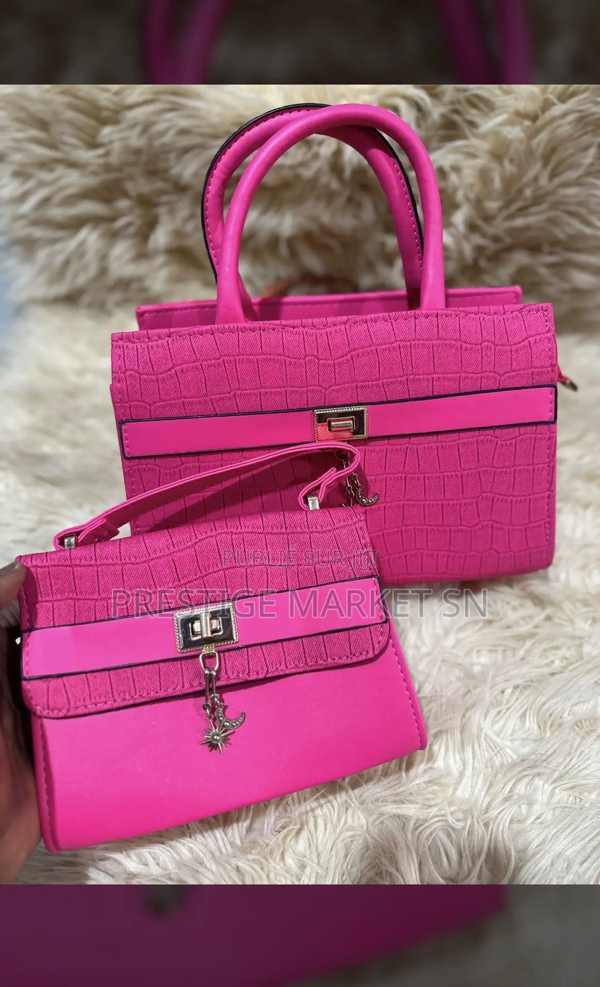 Ensemble Sacs Très Classe