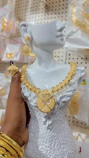 Parure De Bijoux Élégante