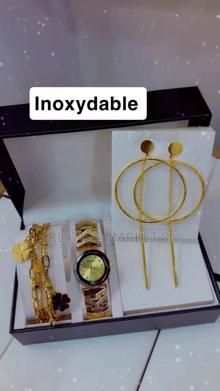 Ensemble De Bijoux Élégant Et Tendance