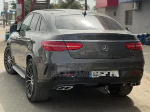 Mercedes-Benz GLE-Class 2016 Gris