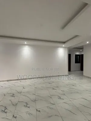 3chbre Appartement dans Fann-Point E-Amitié à Louer