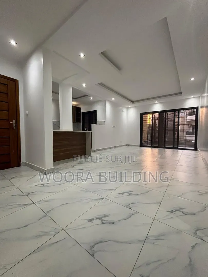 3chbre Appartement dans Fann-Point E-Amitié à Louer