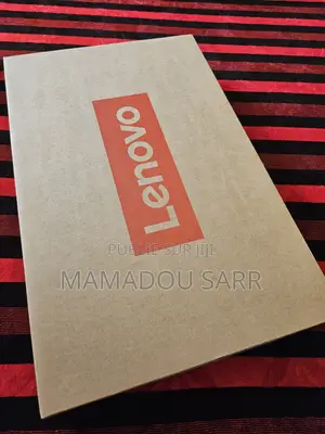 Nouveau Ordinateur portable Lenovo V15 G4 8GB AMD Ryzen 3 SSD 512GB
