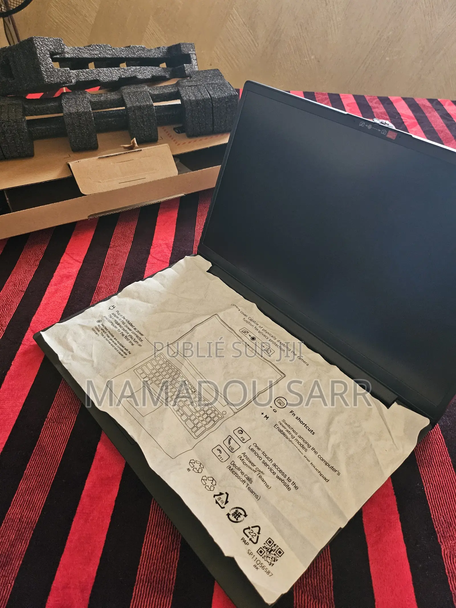 Nouveau Ordinateur portable Lenovo V15 G4 8GB AMD Ryzen 3 SSD 512GB
