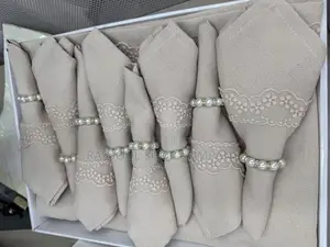 Nappe en Coton Luxe 18 Pièces Prix:13000f Contact Whatsapp