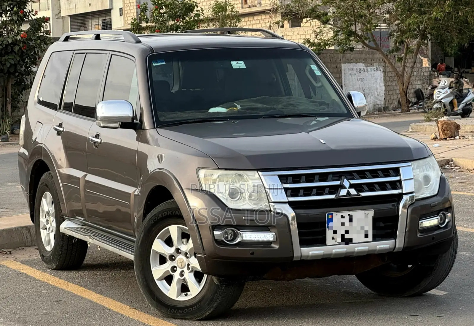 Mitsubishi Pajero 2015 Gris