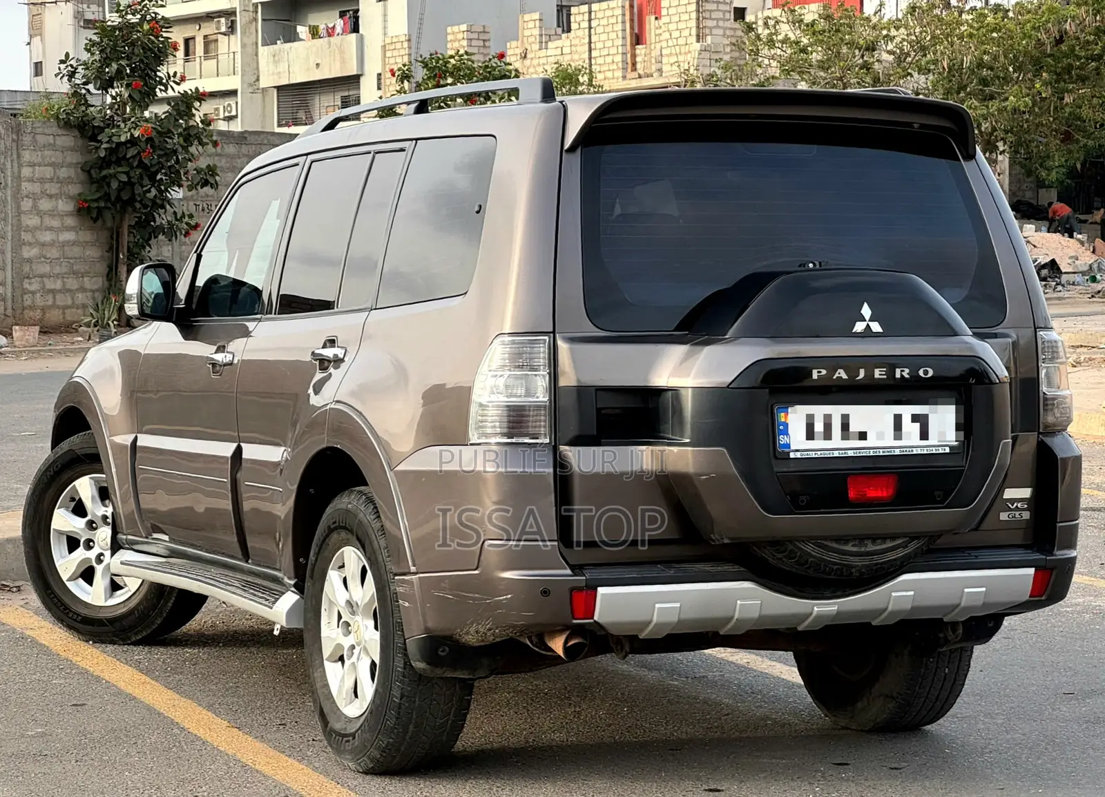 Mitsubishi Pajero 2015 Gris