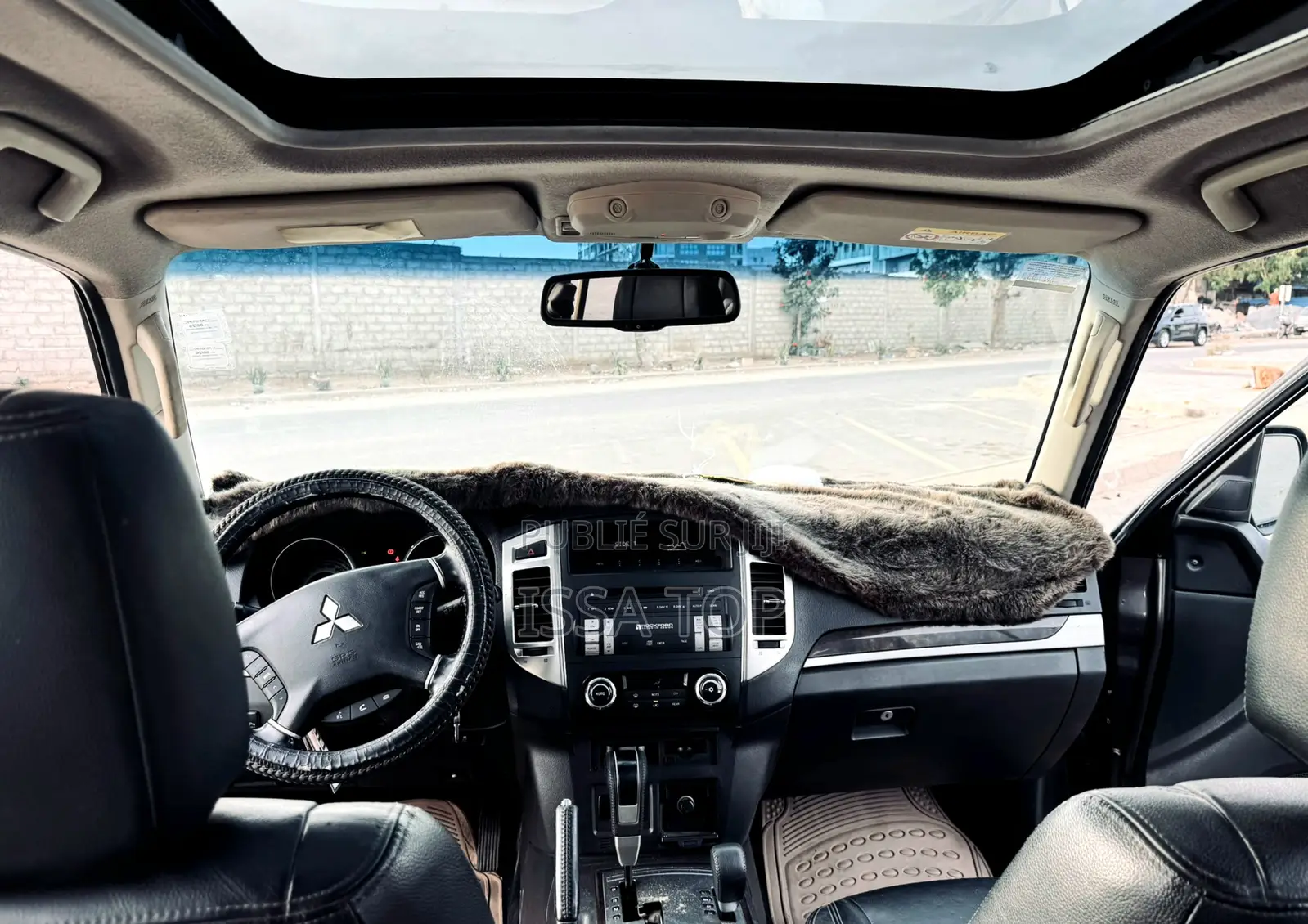 Mitsubishi Pajero 2015 Gris