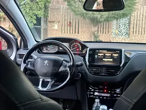 Peugeot 2008 2017 Gris