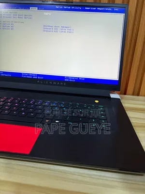 Ordinateur portable Alienware 17 16GB Intel Core i7 SSD 512GB