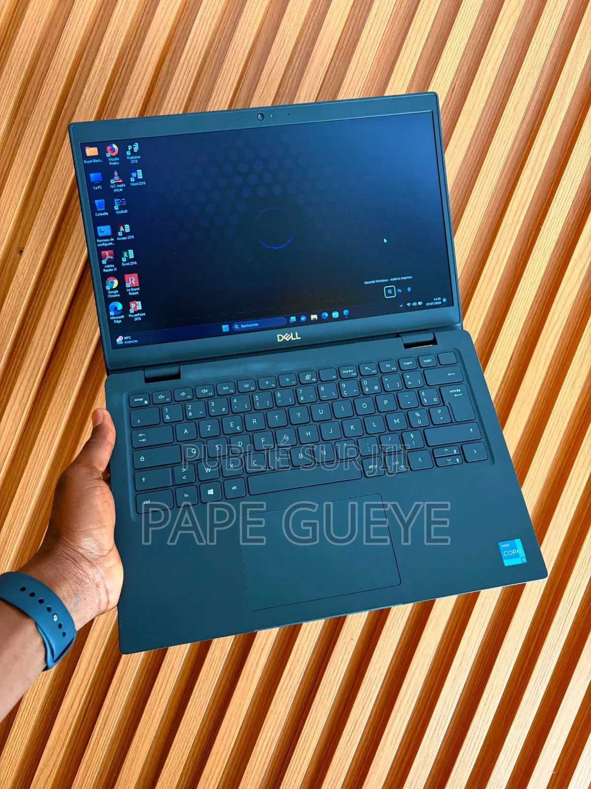 Ordinateur portable Dell Latitude 3420 8GB Intel Core i5 SSD 256GB