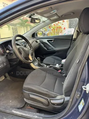 Hyundai Elantra 2015 Bleu