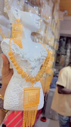 Parure Grande Dame Très Classe