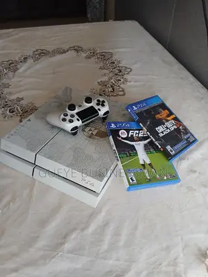 Ps4 Standard , Édition Limitée Destiny (Blanche) Cd Fc25/Call of Duty