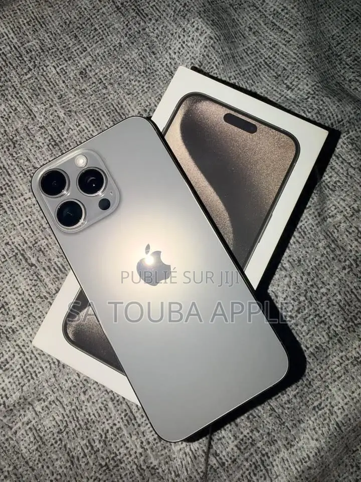 Nouveau Apple iPhone 15 Pro Max 256 GB Gris