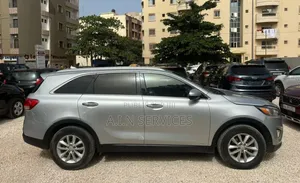 Kia Sorento 2018 Gris