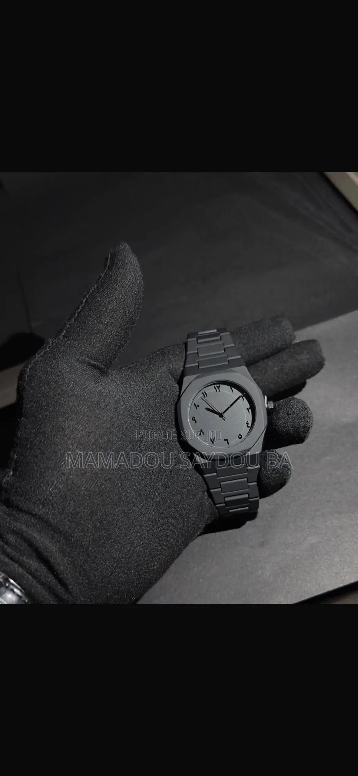 Montre Polycarbon Disponible