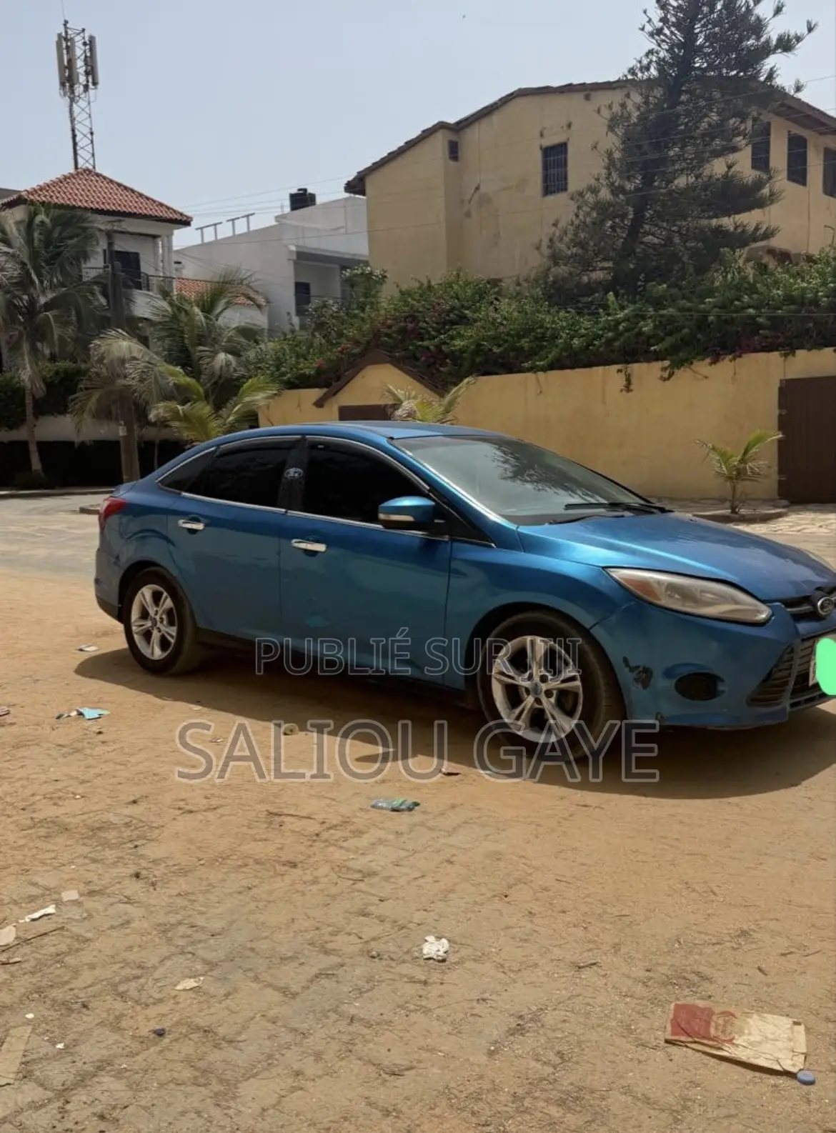 Ford Focus SE 5-Door 2013 Bleu