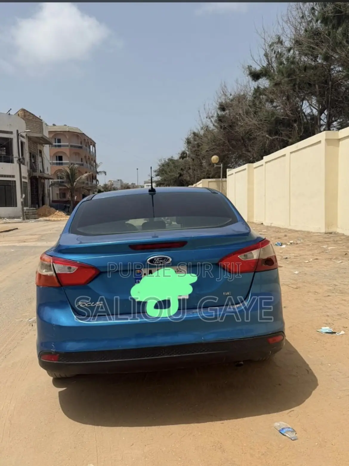 Ford Focus SE 5-Door 2013 Bleu
