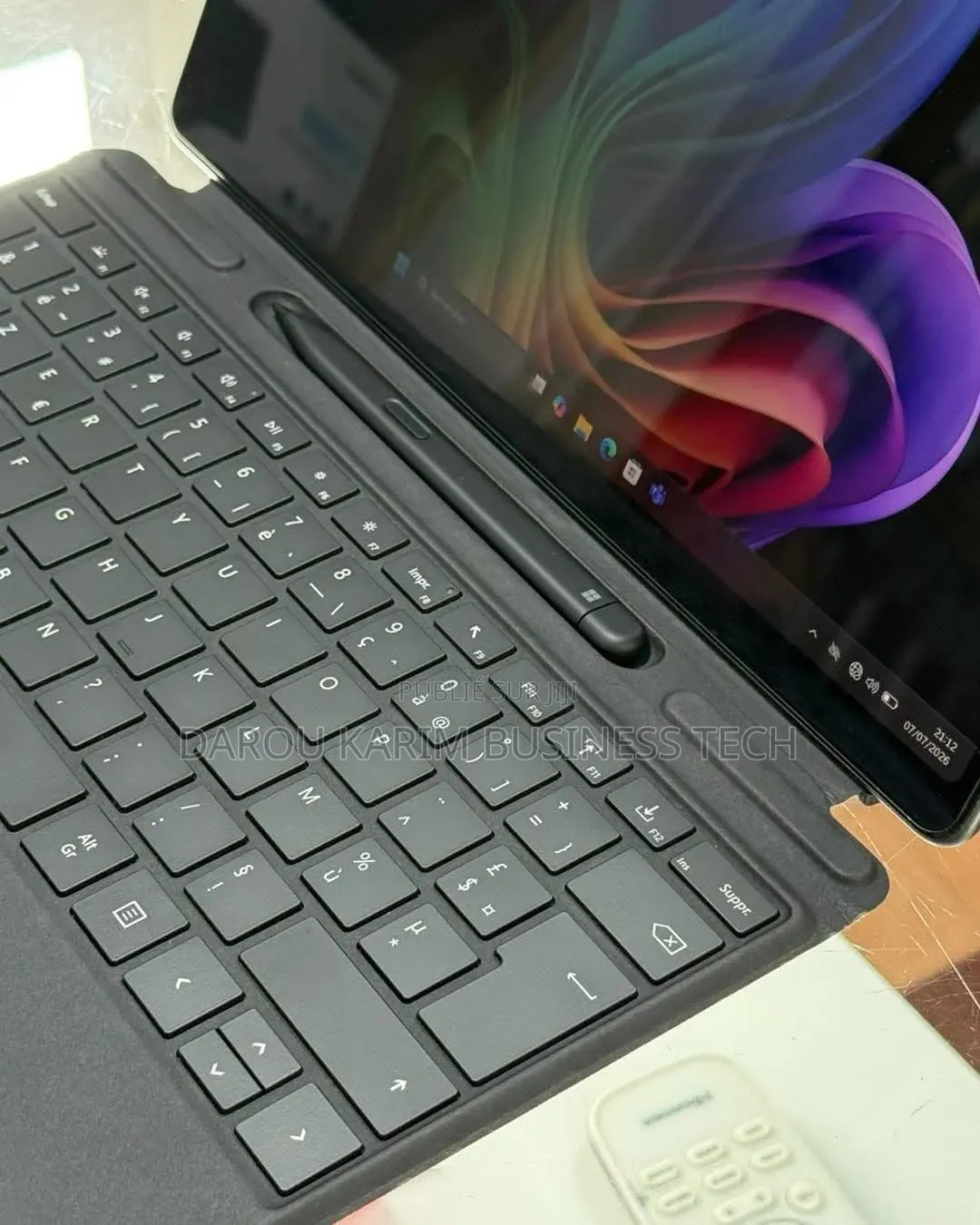 Nouveau Microsoft Surface Pro Copilot+ PC 12 16GB Intel Core Ultra 7