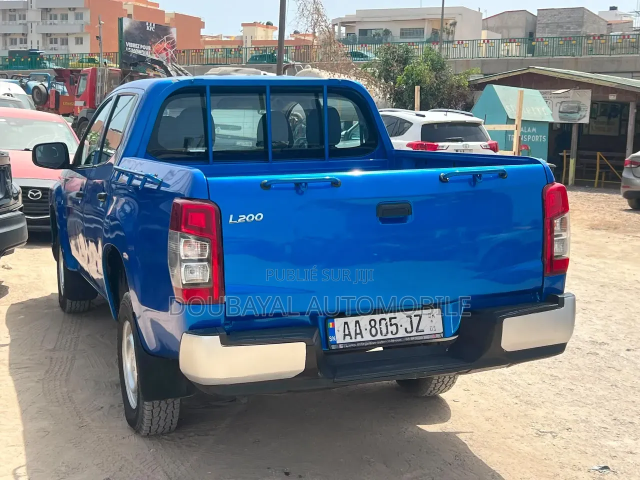 Mitsubishi L200 2022 Bleu