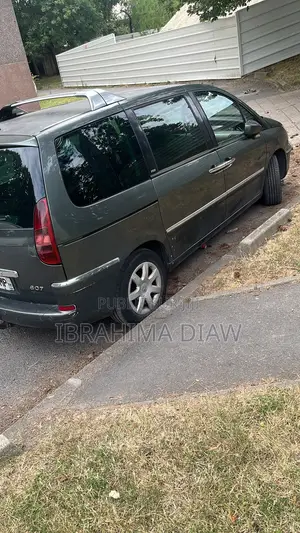 Peugeot 807 2011 Vert