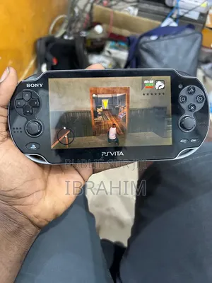 Ps Vita 10 Jeux - Propre - Fc26 - Gta - Naruto