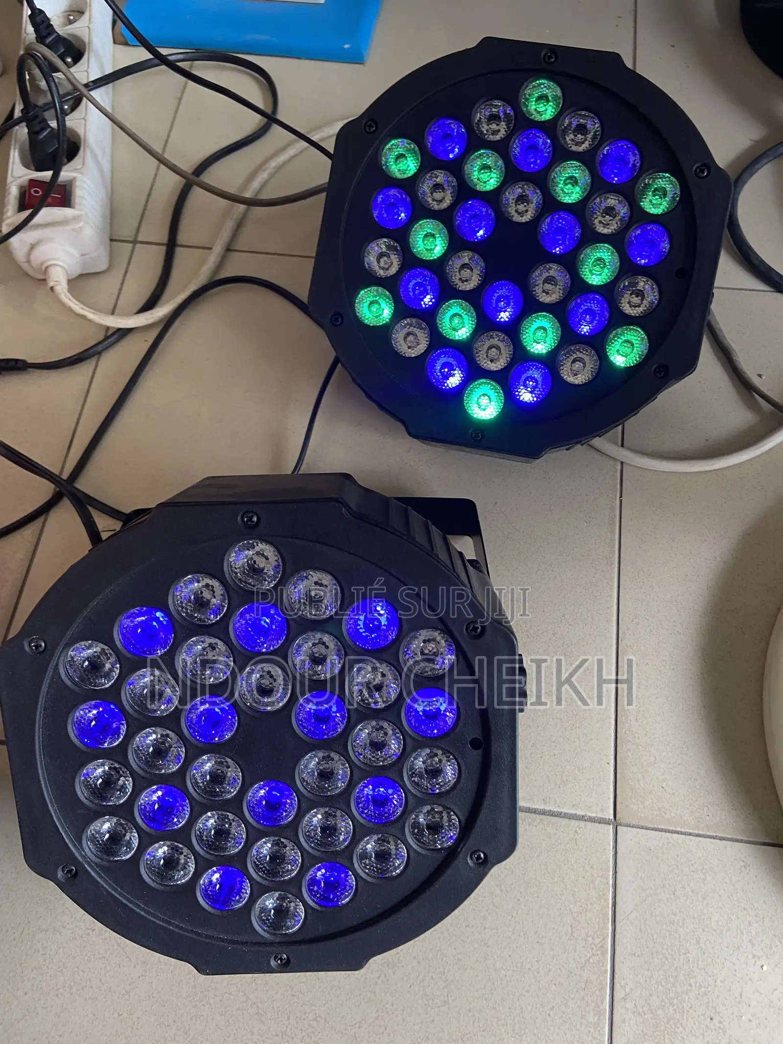 Jeux De Lumières À Vendre
