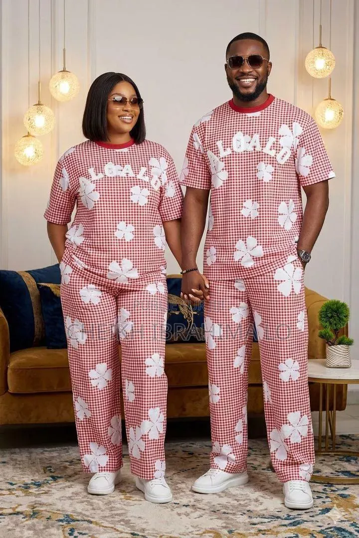Ensembles Couples De Très Bonnes Qualités