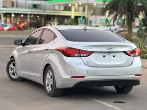 Hyundai Avante 2016 Blanc