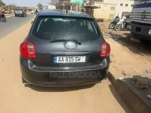 Toyota Auris 2010 Noir
