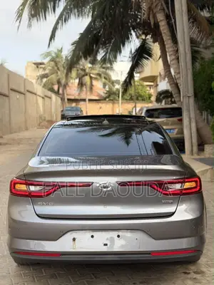 Renault Samsung SM6 2017 Gris