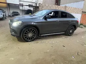 Mercedes-Benz GLE-Class 2017 Noir