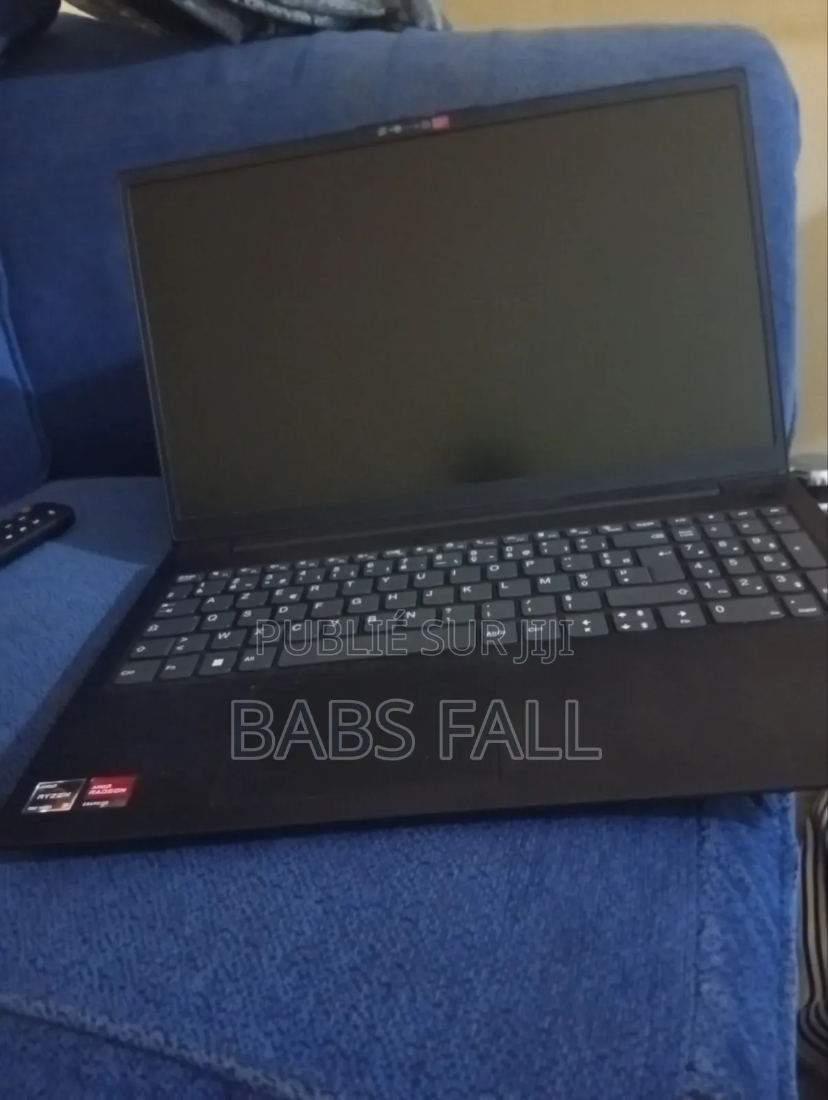 Nouveau Ordinateur portable Lenovo V15 G4 8GB AMD Ryzen 3 SSD 512GB