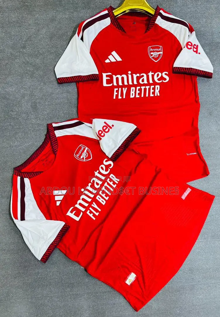 Maillots Arsenal 2027 Disponible