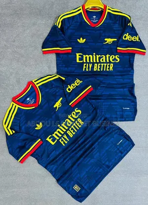 Maillots Arsenal 2027 Disponible