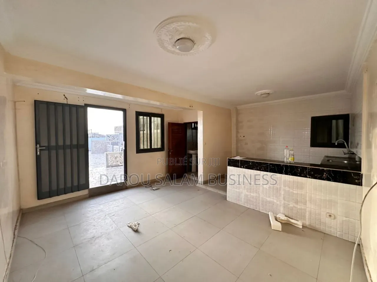1chbre Studio dans Patte D'Oie, Yoff à Louer