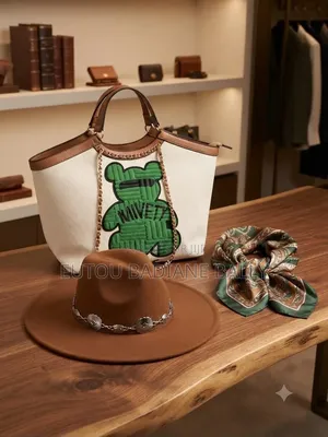 Sac +Chapeau Très Classe Pour Aller À La Plage Ou Faire Un Picnic