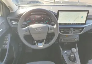 Ford Focus 2023 Argenté