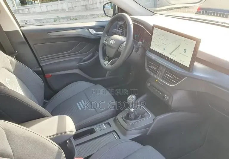 Ford Focus 2023 Argenté