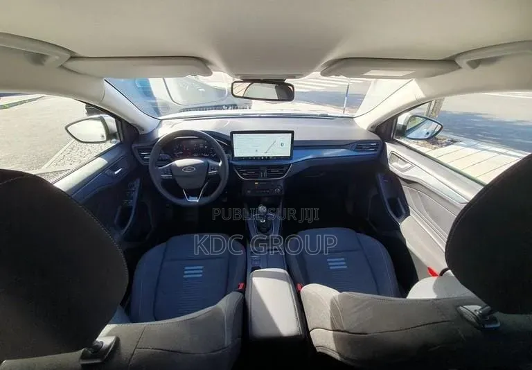 Ford Focus 2023 Argenté